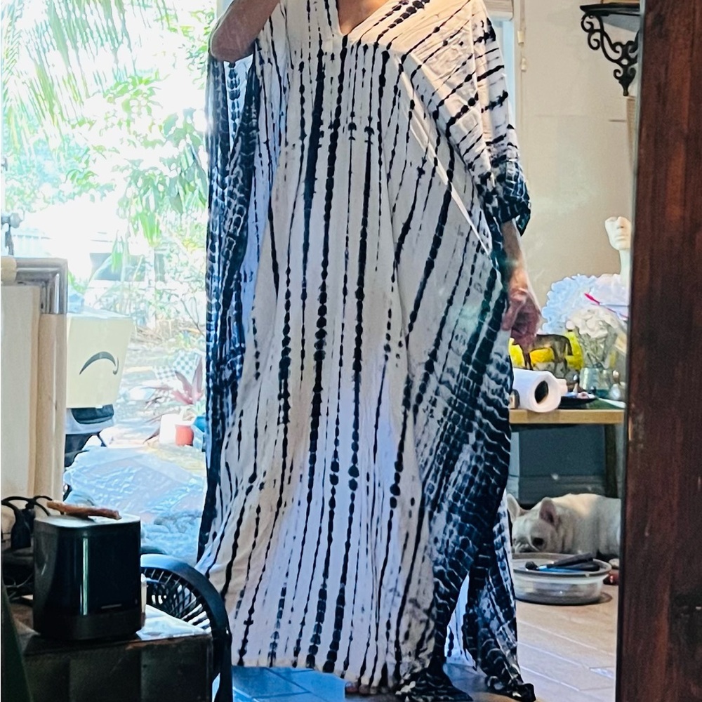 Tie Dye Glam Maxi- cover up kimono style feels amazing on!! one size